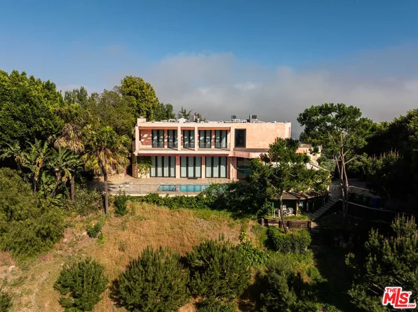 1111 Bel Air Pl, Los Angeles, CA 90077