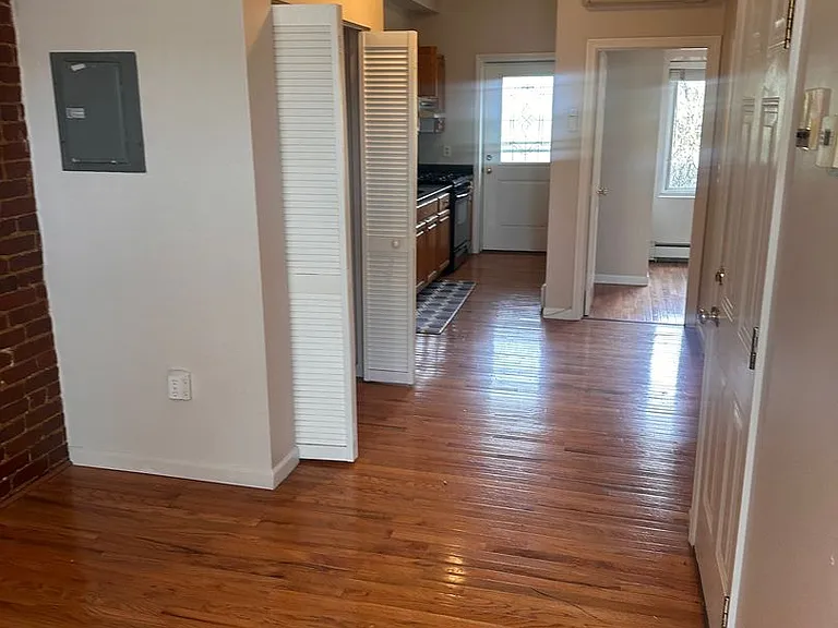 26 Pompeii St — Photo 9