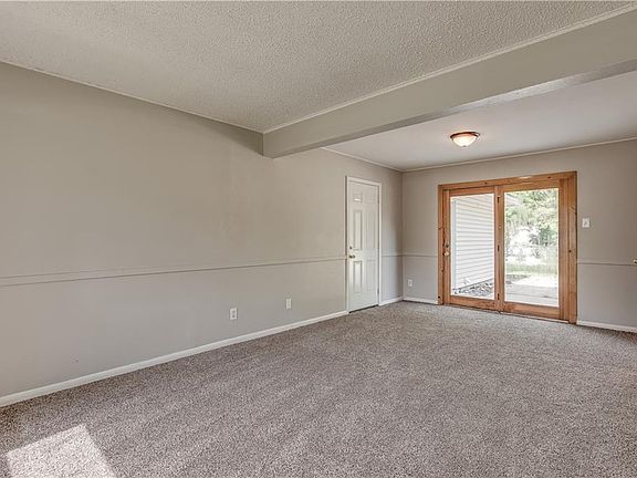 2nd image of 2920 Harlan Dr