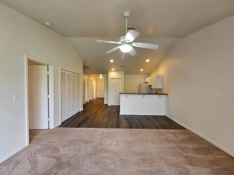 207 Hightower Ave S — Photo 10
