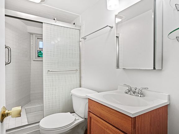 5th image of 465 5th St #1