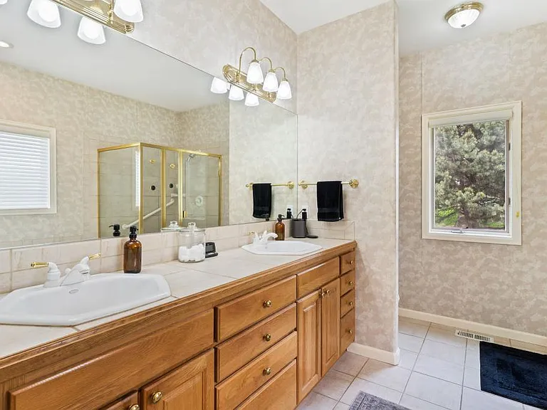 3830 Brushland Ct — Photo 37