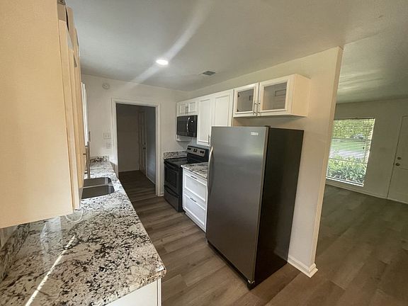 5th image of 3456 NW 7th Ave
