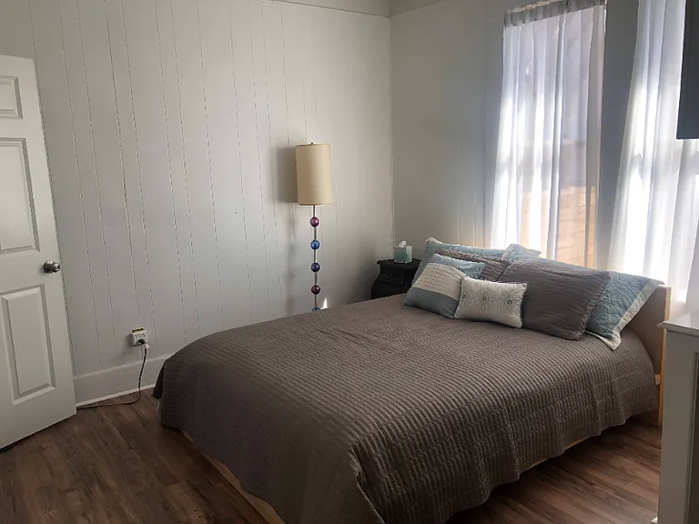 2502 Willow St — Photo 5
