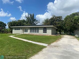 14391 SW 20th St, Davie, FL 33325