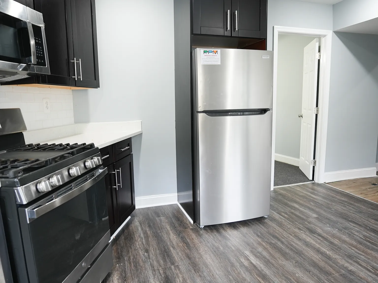 2 bed, 1.0 bath, $2,000 — Photo 4