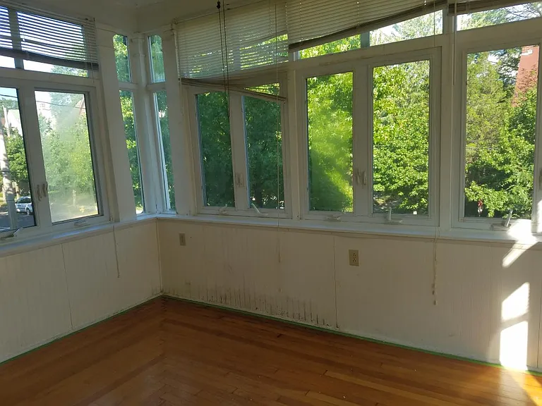 54 Hubinger St — Photo 20