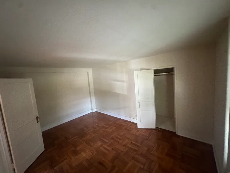 69-06 197th St #2B — Photo 6