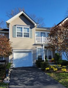 565 Adirondack Ct, Mahwah, NJ, 07430