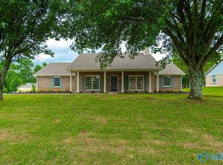 207 Queen Anne Rd, Harvest, AL 35749