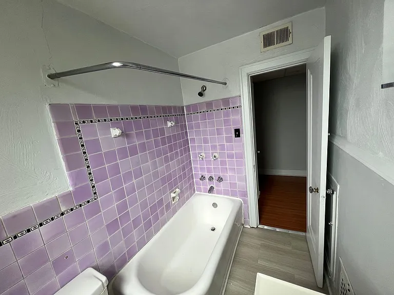 119 Central Square — Photo 12