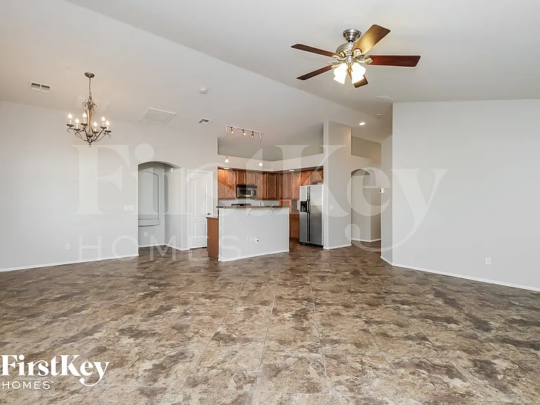 2060 W Goldmine Mountain Dr — Photo 4