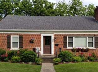 609 Chinoe Rd, Lexington, KY 40502