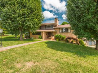 212 Central St W, Sweetwater, TN 37874