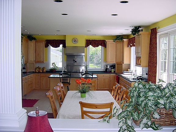 Go to www.172DreamEstate.com