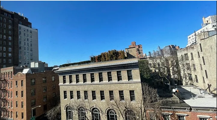 Rented by Douglas Elliman | media 9