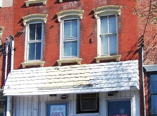 9 Main St, Newton, NJ 07860