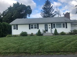 104 5th Ave, Chicopee, MA 01020