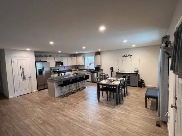 140 Albrough Blvd, Colonial Beach, VA 22443