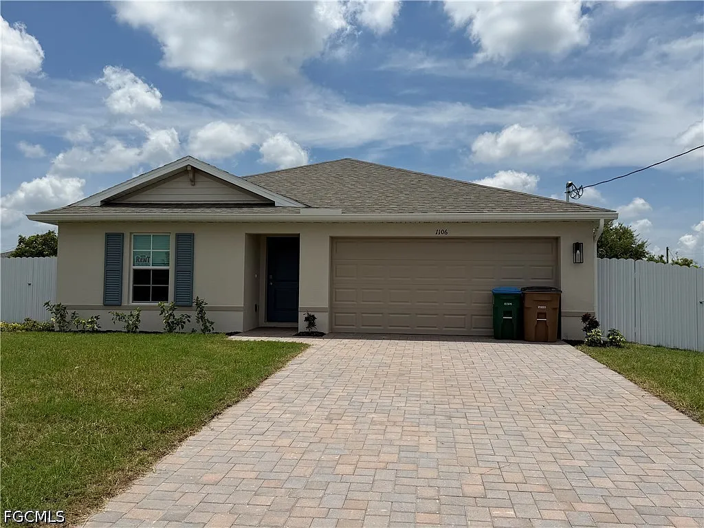 3 bed, 2.0 bath, 1500 sqft, $1,950 — Photo 2