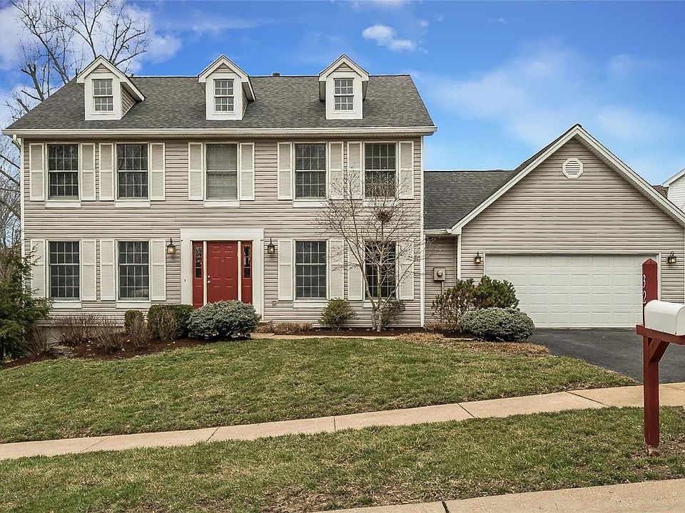 1st image of 321 W Manor Dr