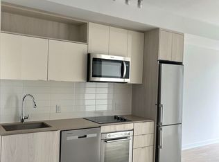 60 Princess St #722, Toronto, ON M5A2C7