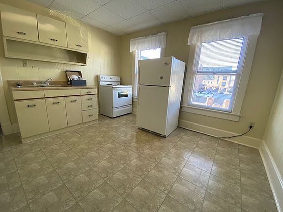 4th image of 1026 Laurel St #1026