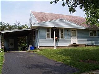5th image of 219 Blackwood Ave