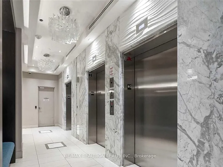 9608 Yonge St #1506 — Photo 15