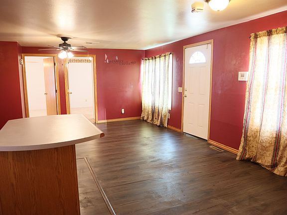 4th image of 1100 Avenue K
