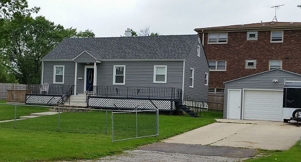 1st image of 11904 S Komensky Ave