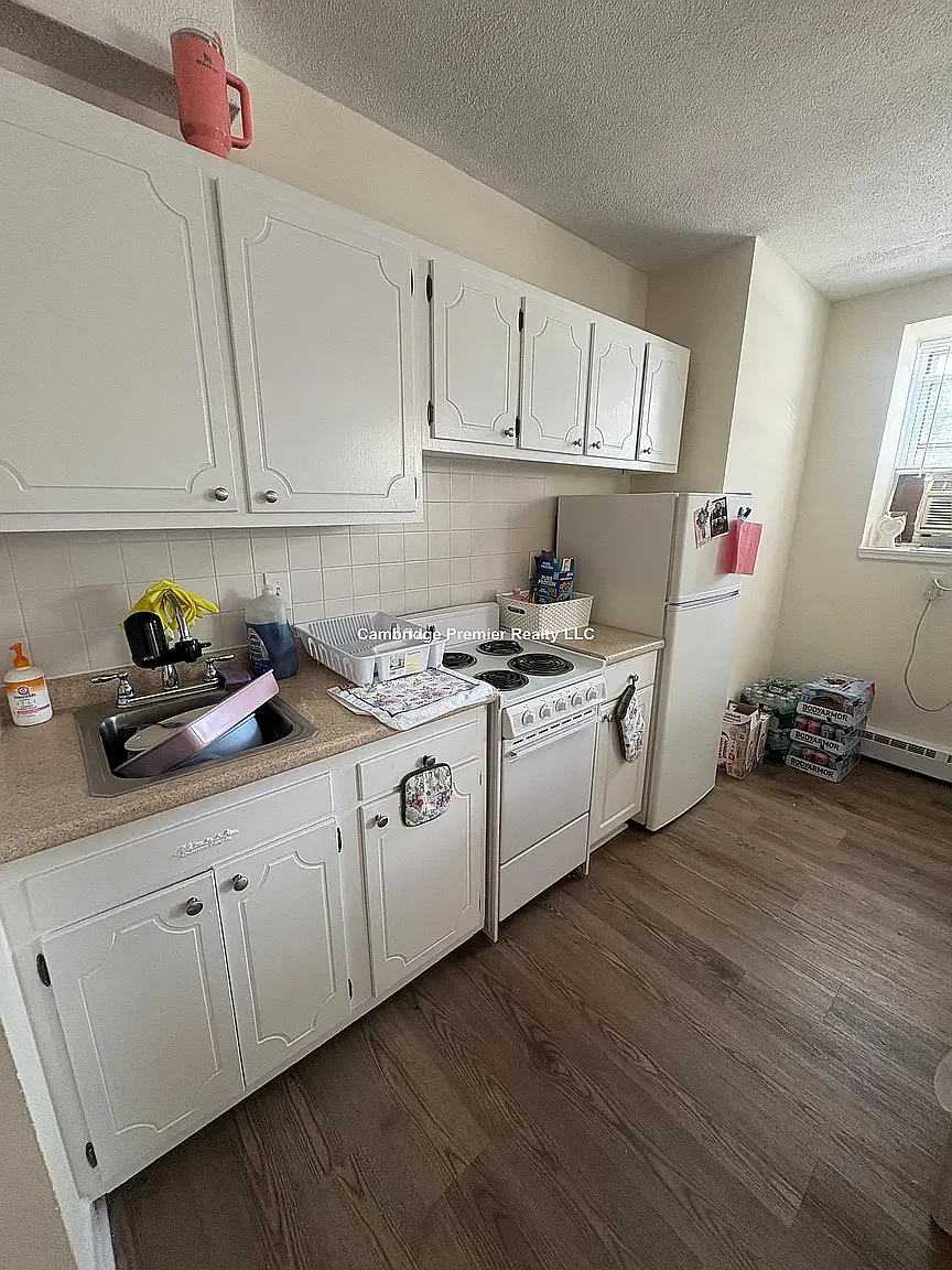1 bed, 9999 sqft, $2,000 — Photo 3