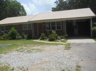 901 Hamric Dr W, Oxford, AL 36203