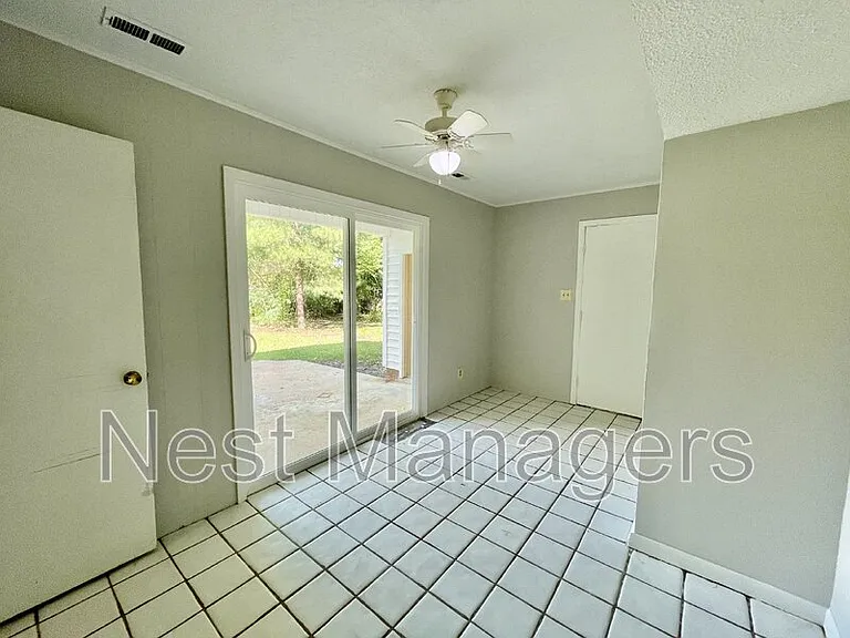 5651 Dodge Dr — Photo 19