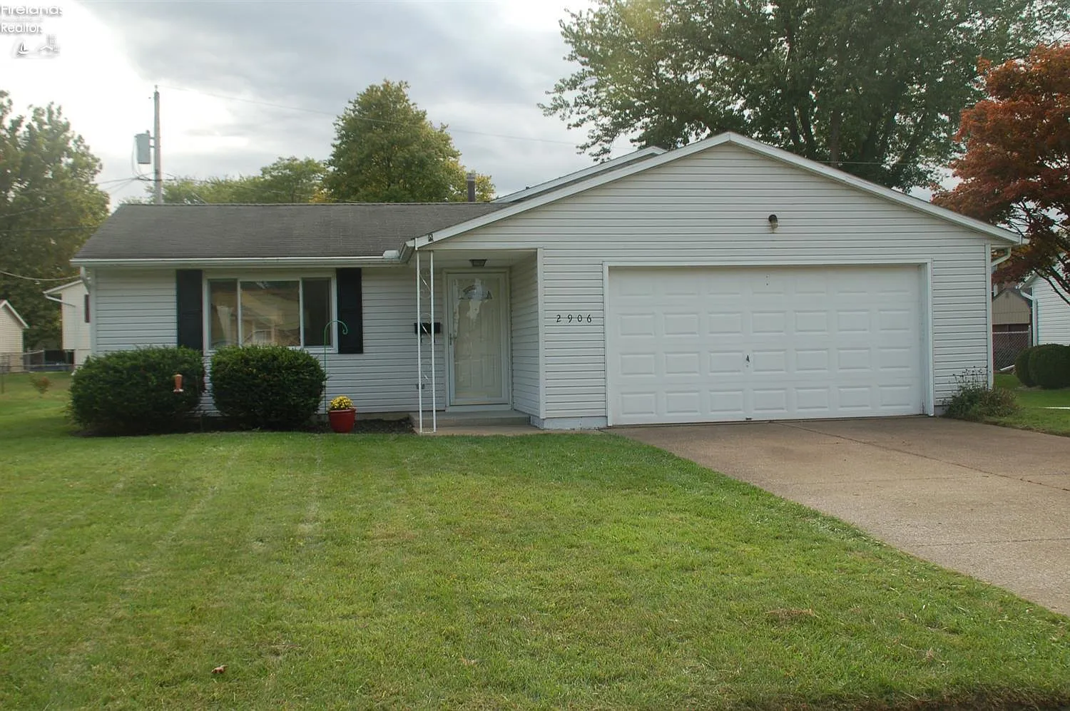 2906 Park Ln photo 1