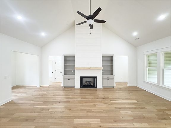 5th image of 49 Dirleton Dr