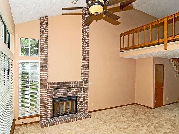 5th image of 6510 Miramar Ct