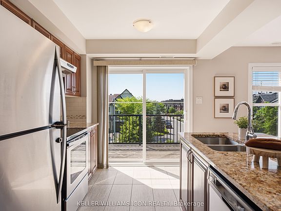 5th image of 528 Clearbrook Dr