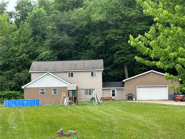 7380 Crestview Dr, Erie, PA 16509