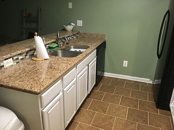 2nd image of 895 Miller Creek Ln