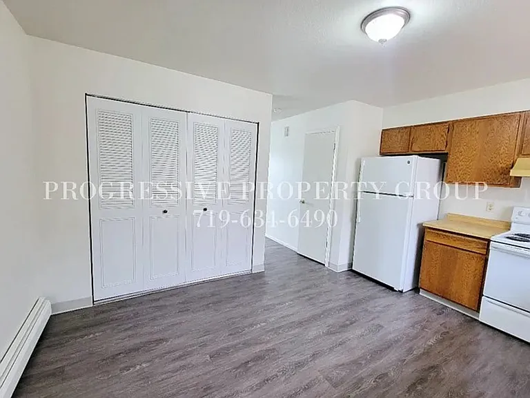 49 Chestnut Dr #B — Photo 3