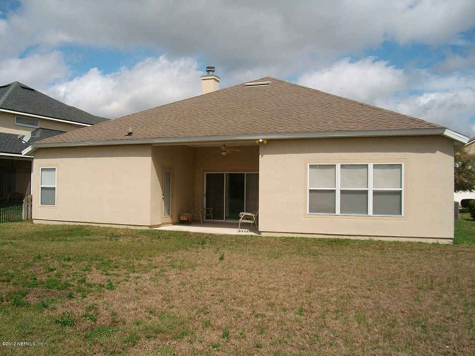 2nd image of 2949 Thorncrest Dr