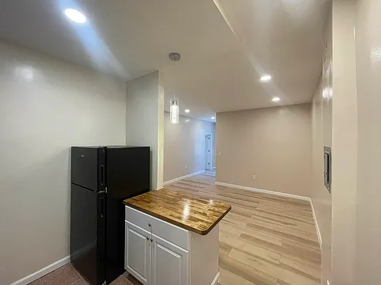 Rented by EXR | media 19