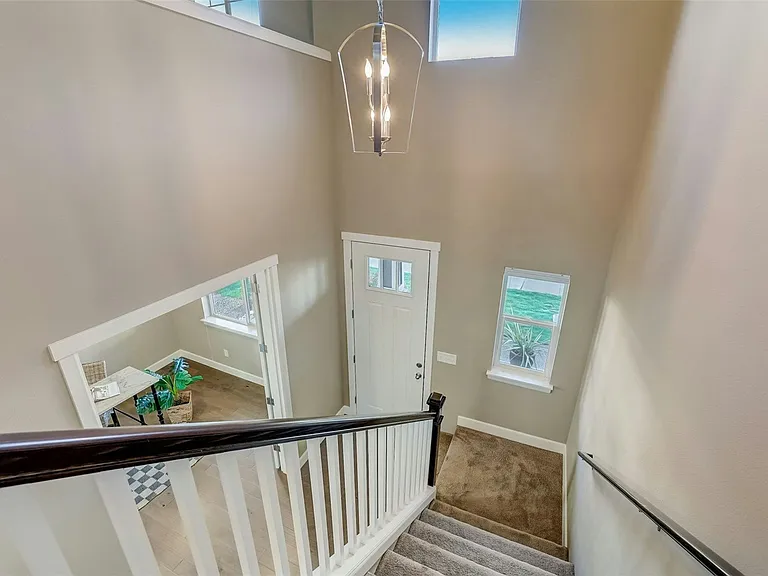 4240 Overlook Ct — Photo 20