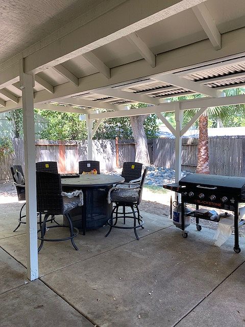 2nd image of 7638 Twin Oaks Ave