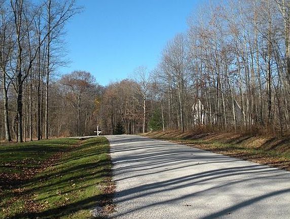 3rd image of Mayers Ct