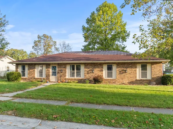 100 McIntyre Dr, Auburn, IN 46706