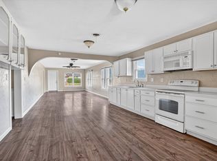 320 & 316 N 2nd St, Jacksboro, TX 76458