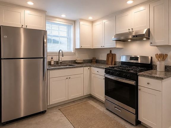 3rd image of 217 Washington St #1L