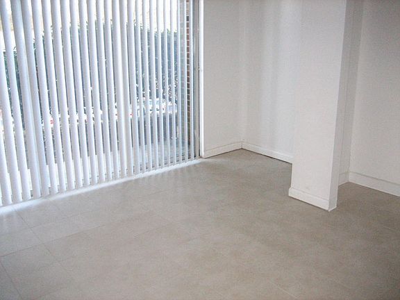 3rd image of 406 Dublin Dr #196